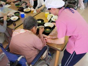 食事環境の設定（作業療法士）